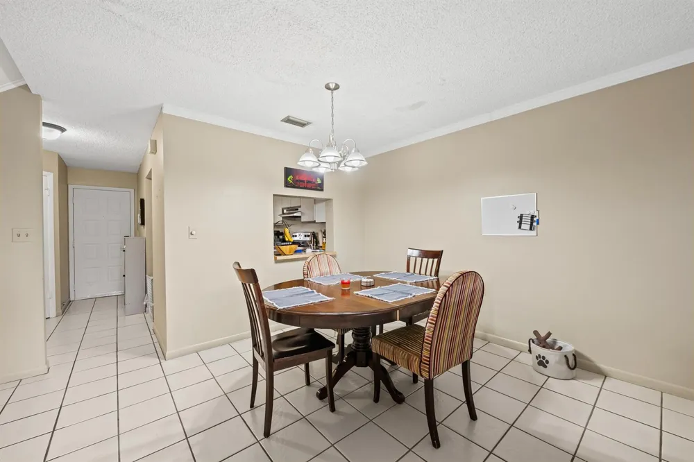4352 Carambola Circle Coconut Creek, FL 33066