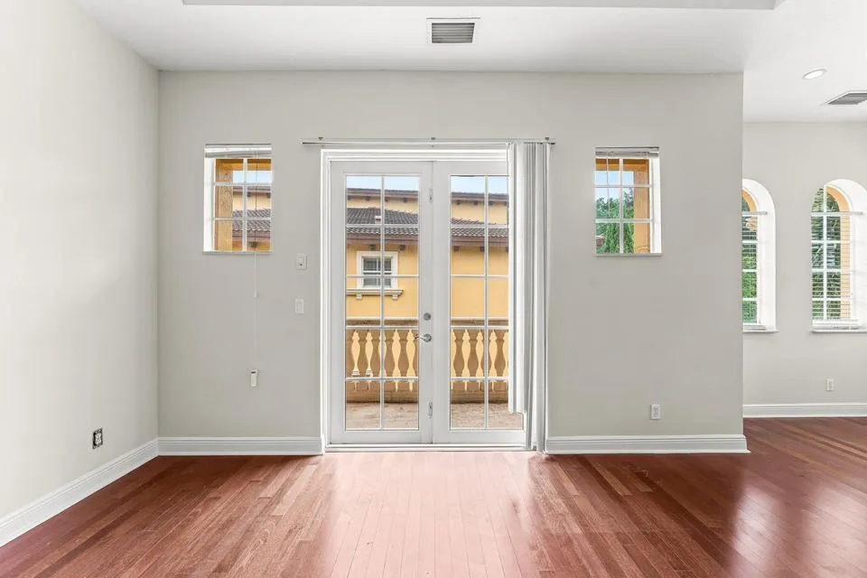 210 NE 69th Circle Boca Raton, FL 33487