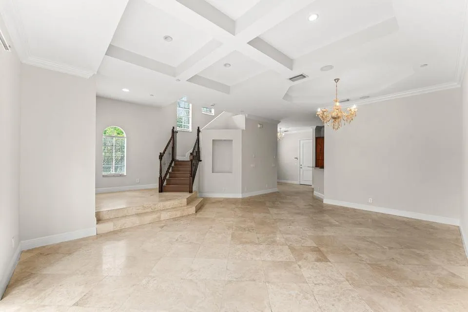 210 NE 69th Circle Boca Raton, FL 33487