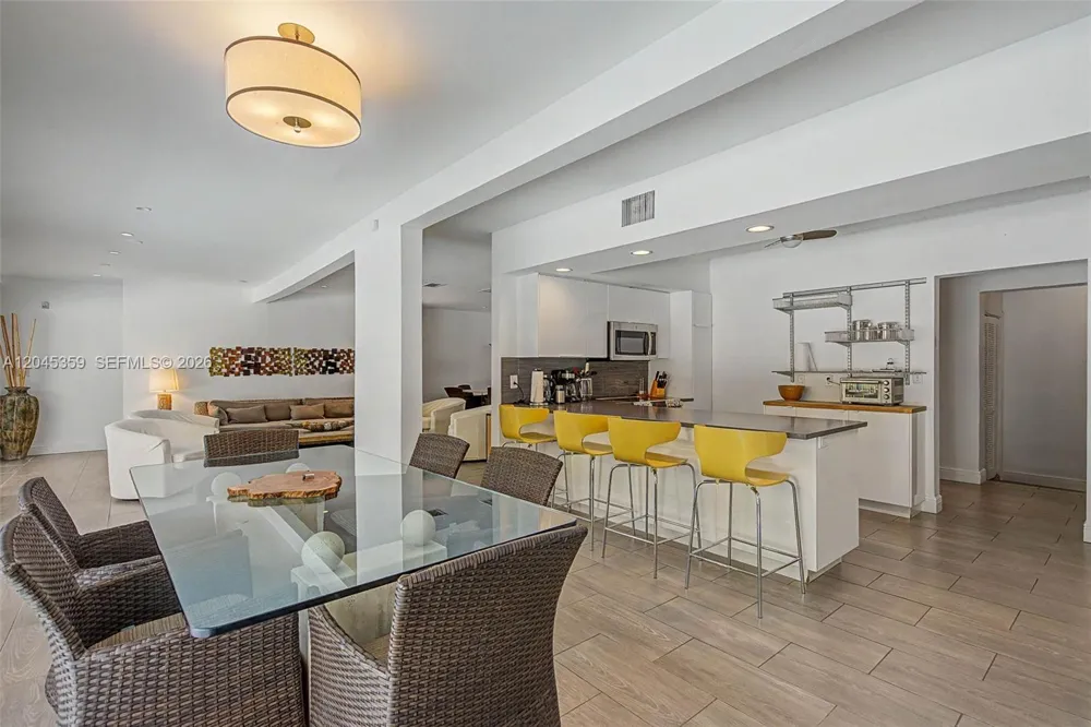 340 Atlantic Rd Key Biscayne, FL 33149
