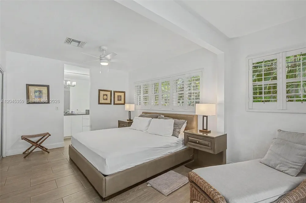340 Atlantic Rd Key Biscayne, FL 33149