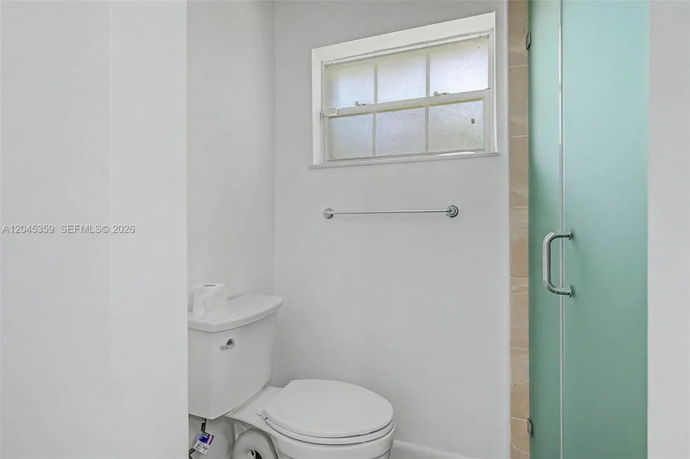 340 Atlantic Rd Key Biscayne, FL 33149