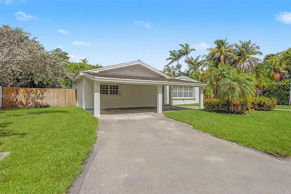 340 Atlantic Rd Key Biscayne, FL 33149