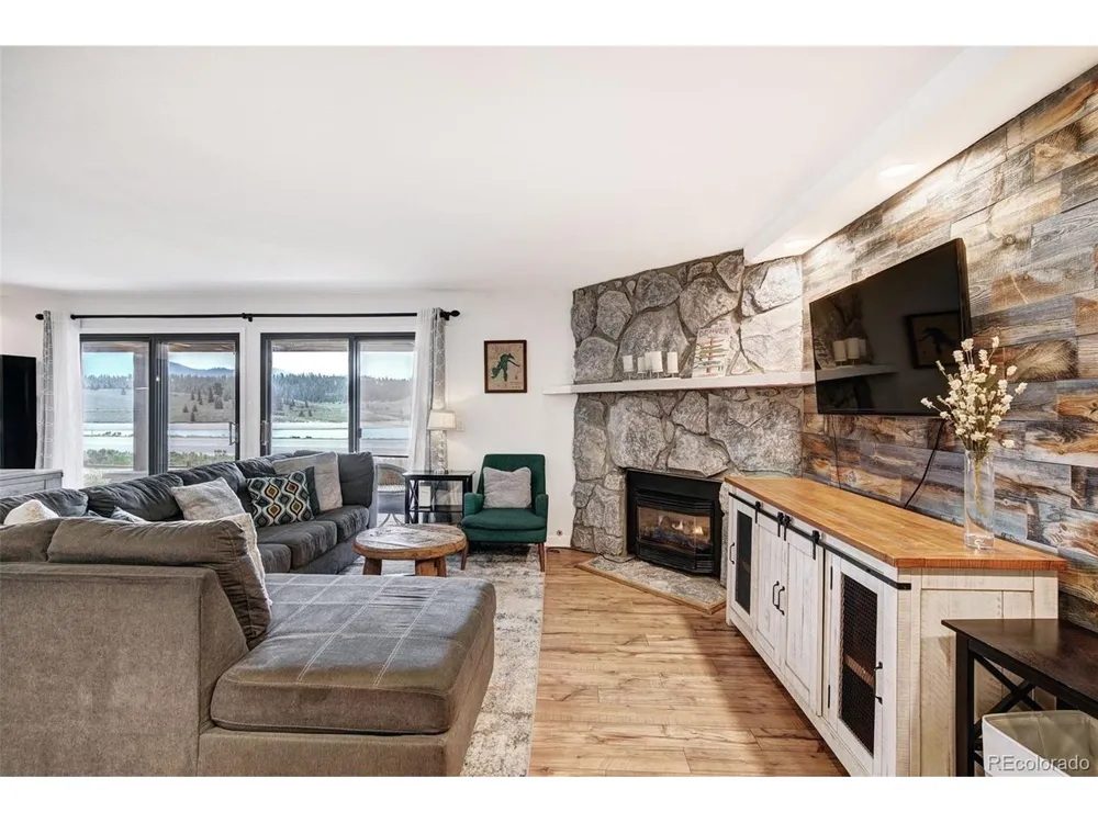 32 Corinthian Circle #B-102 Dillon, CO 80435