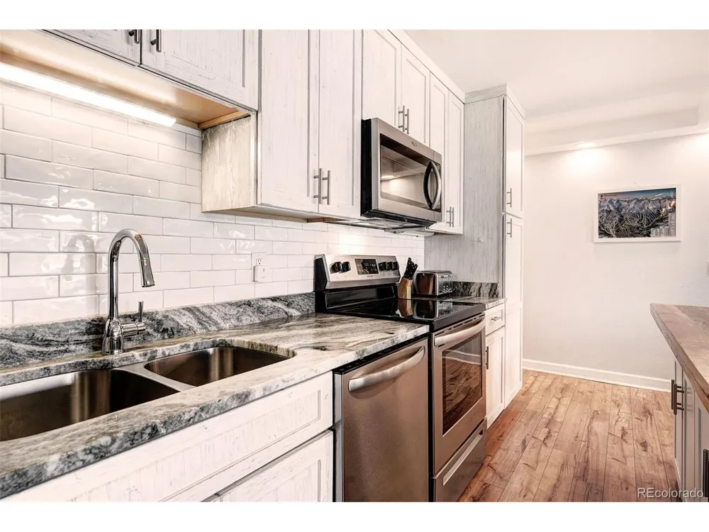 32 Corinthian Circle #B-102 Dillon, CO 80435
