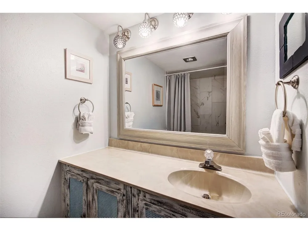 32 Corinthian Circle #B-102 Dillon, CO 80435