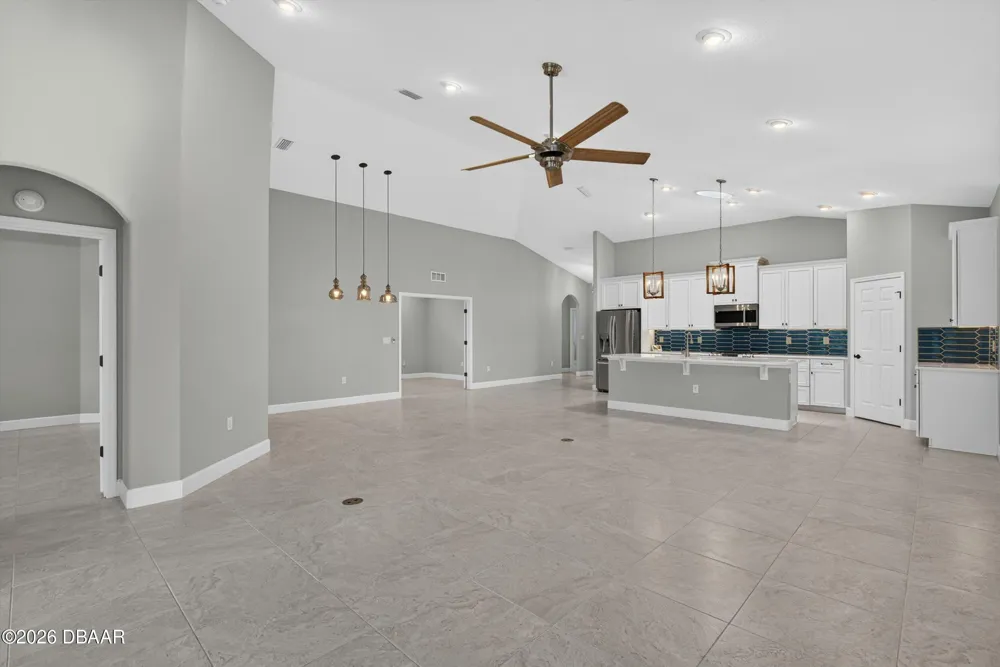 37 Lagoon Way Palm Coast, FL 32137