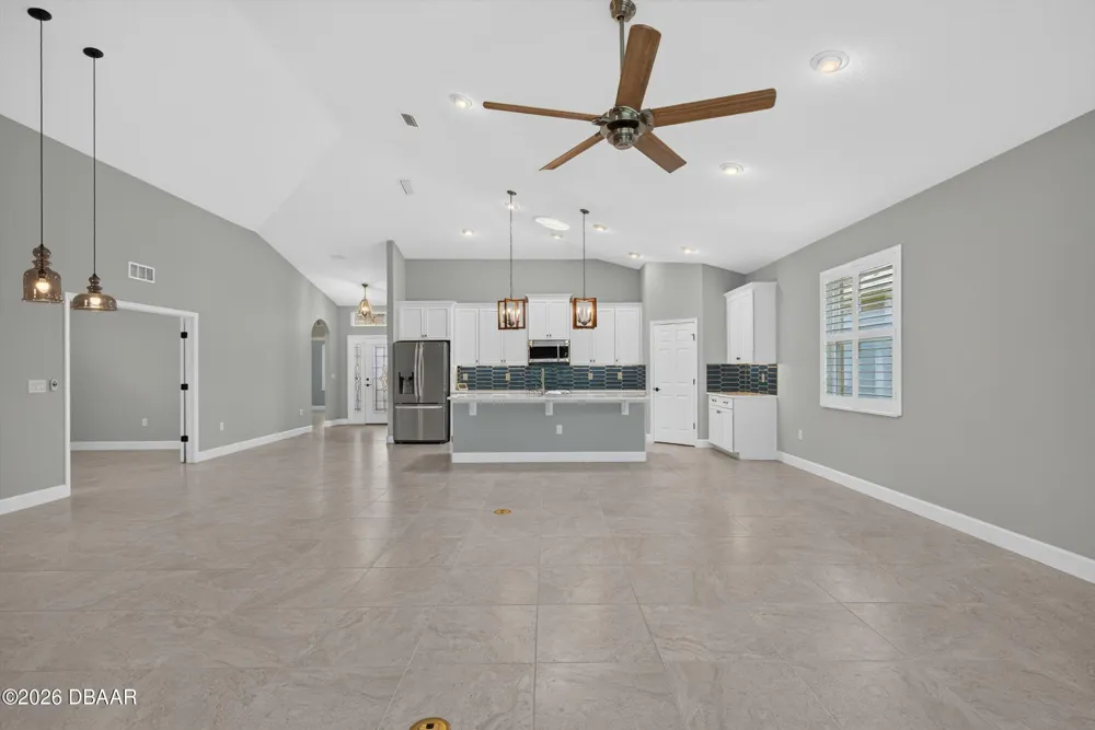 37 Lagoon Way Palm Coast, FL 32137