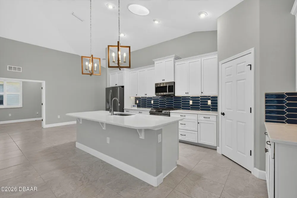 37 Lagoon Way Palm Coast, FL 32137