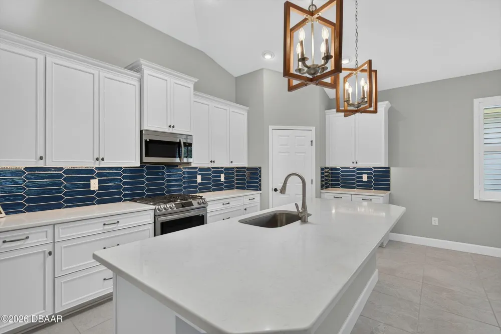 37 Lagoon Way Palm Coast, FL 32137