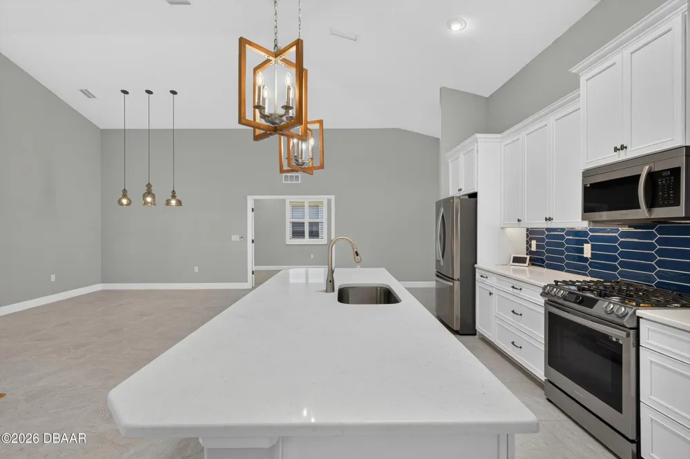 37 Lagoon Way Palm Coast, FL 32137