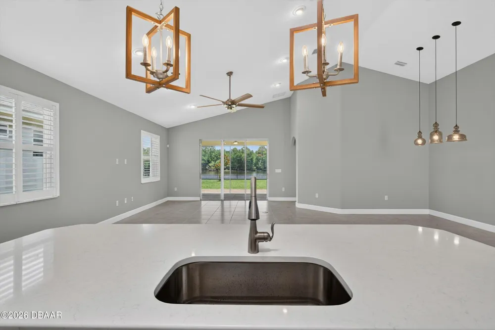 37 Lagoon Way Palm Coast, FL 32137