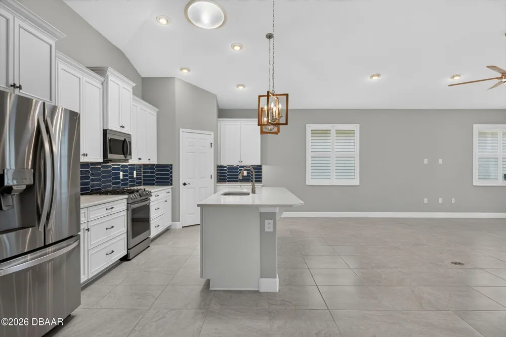 37 Lagoon Way Palm Coast, FL 32137