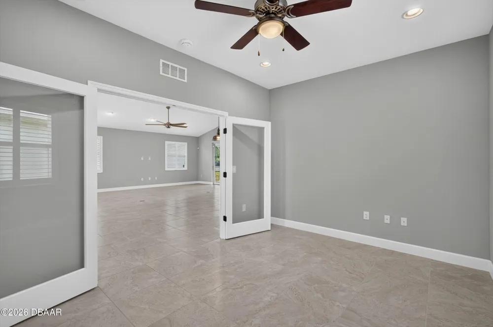 37 Lagoon Way Palm Coast, FL 32137