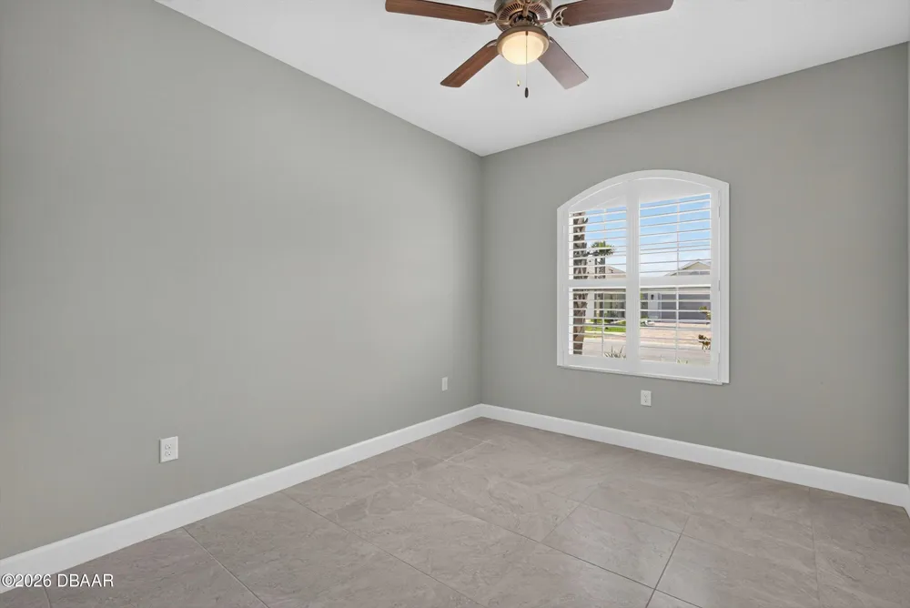 37 Lagoon Way Palm Coast, FL 32137