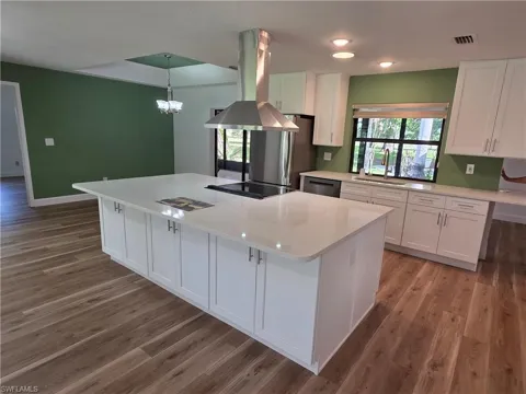 1250 Riverbend Drive
