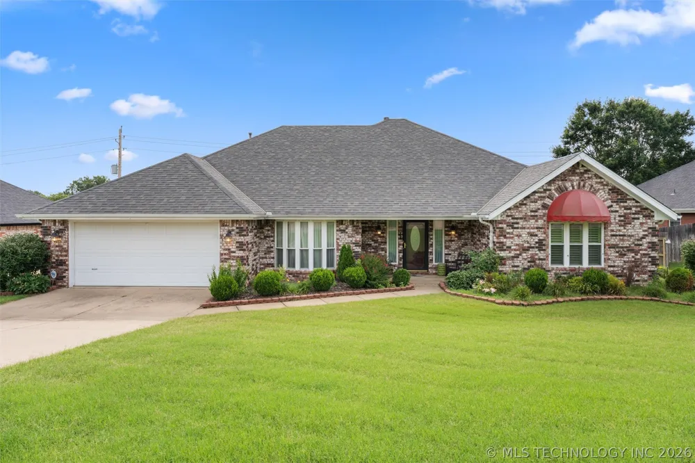 1018 Arbor Drive Bartlesville, OK 74006