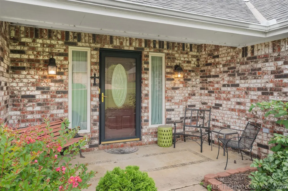1018 Arbor Drive Bartlesville, OK 74006