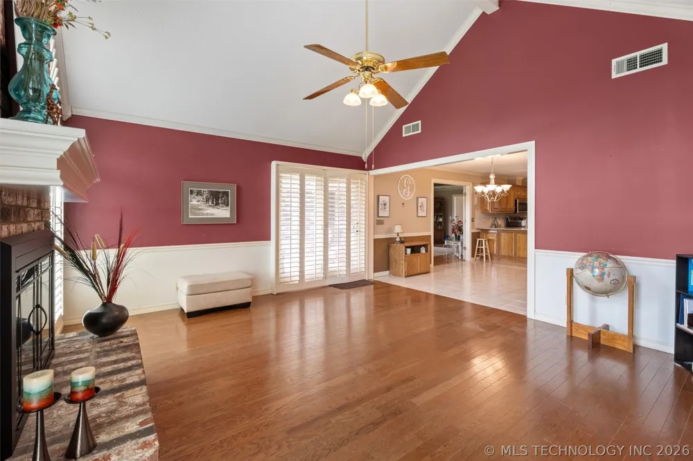 1018 Arbor Drive Bartlesville, OK 74006