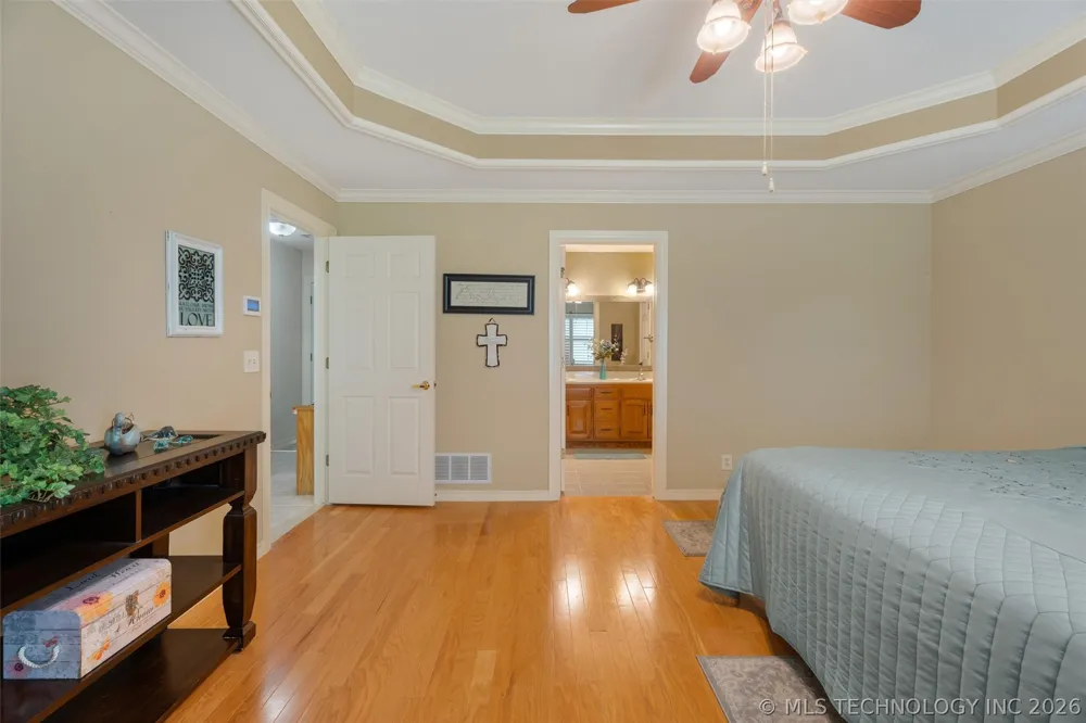 1018 Arbor Drive Bartlesville, OK 74006