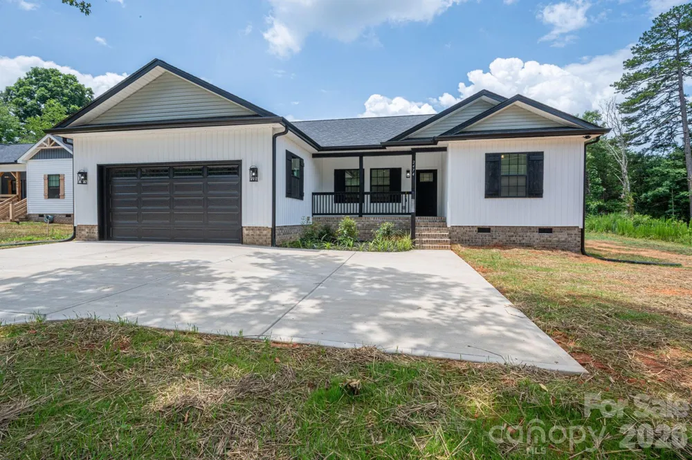 2474 Shoal Road Crouse, NC 28033