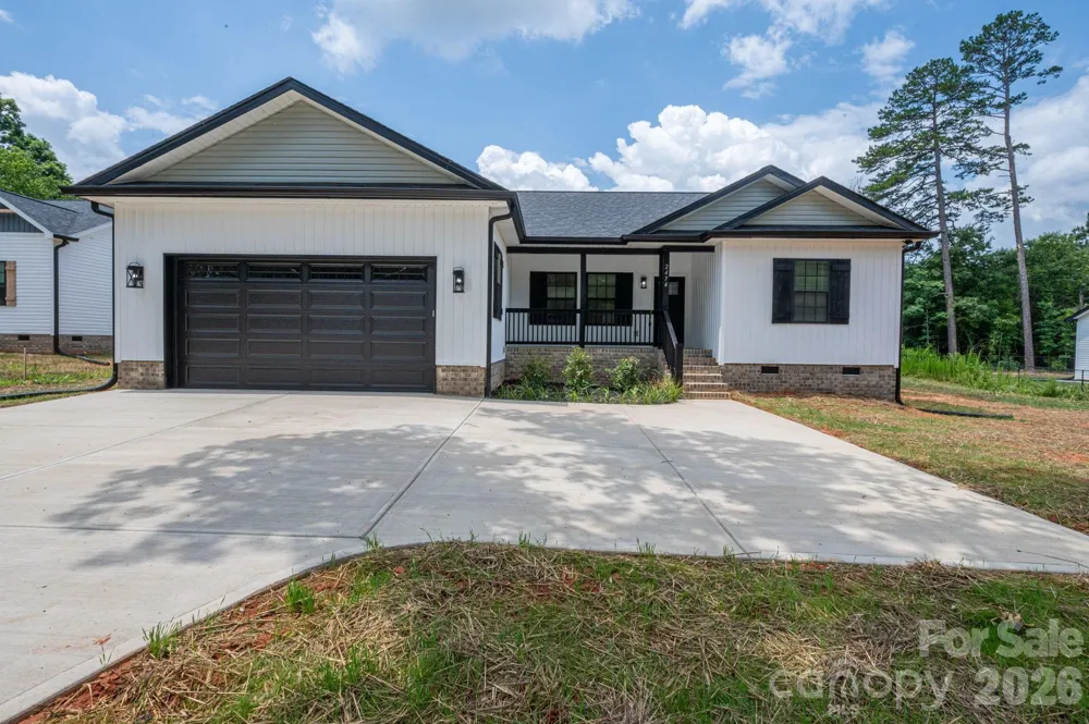 2474 Shoal Road Crouse, NC 28033