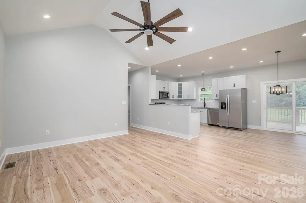 2474 Shoal Road Crouse, NC 28033