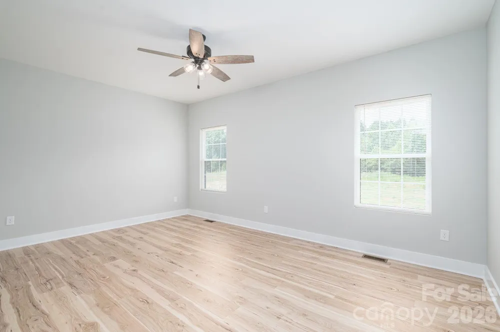 2474 Shoal Road Crouse, NC 28033