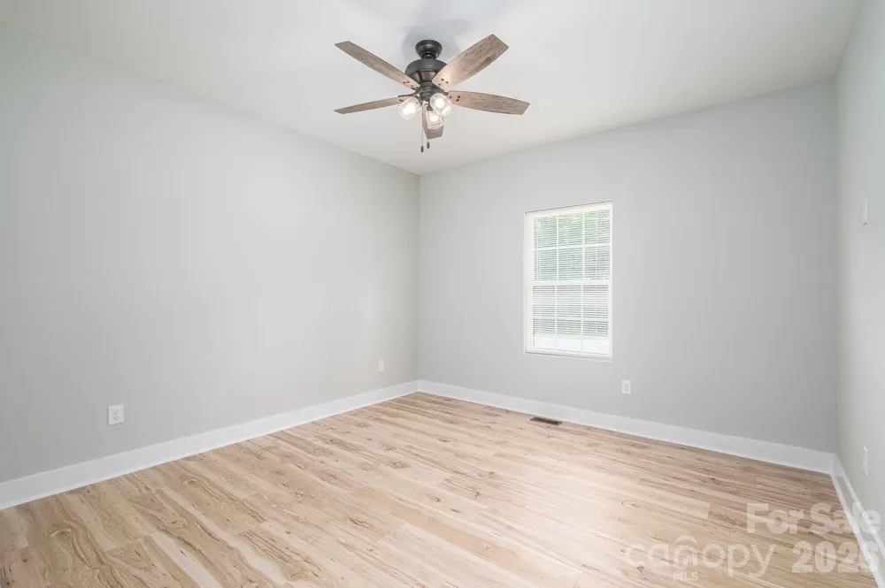2474 Shoal Road Crouse, NC 28033
