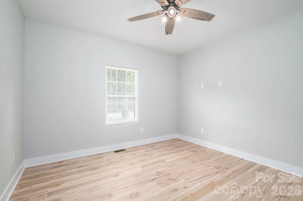 2474 Shoal Road Crouse, NC 28033