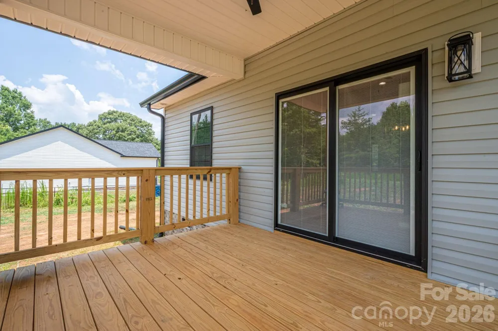 2474 Shoal Road Crouse, NC 28033