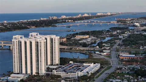 231 Riverside Drive #1110-1