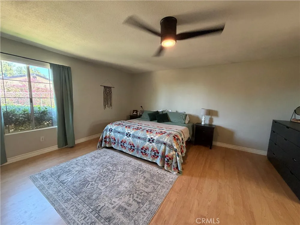 32038 Crystalaire Llano, CA 93544