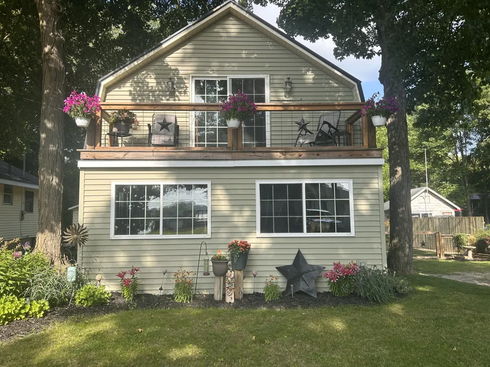 2625 Lansing Street Crystal, MI 48818