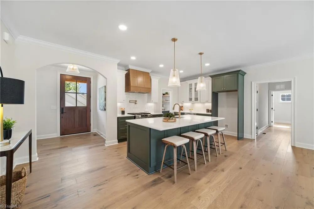 8906 Maltese Court Lewisville, NC 27023