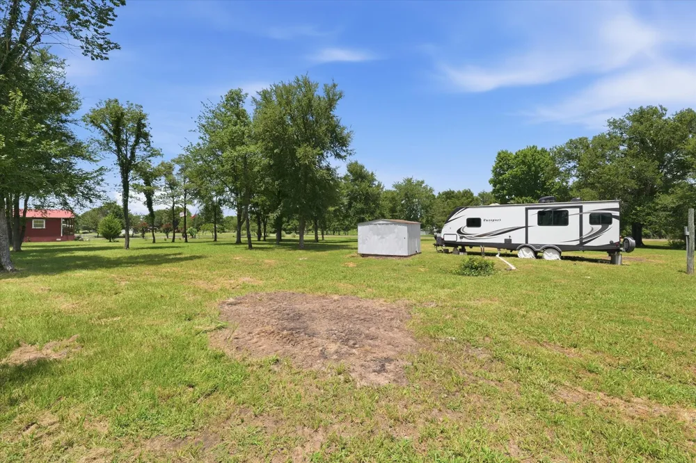3246 LCR 750 Thornton, TX 76687