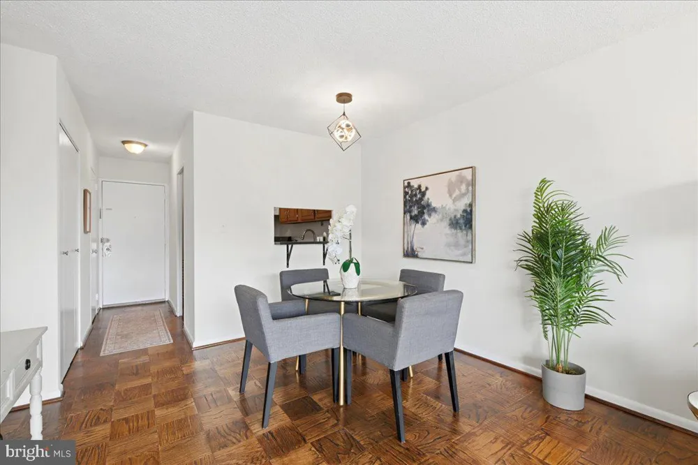 1330 NEW HAMPSHIRE AVENUE NW #905 Washington, DC 20036