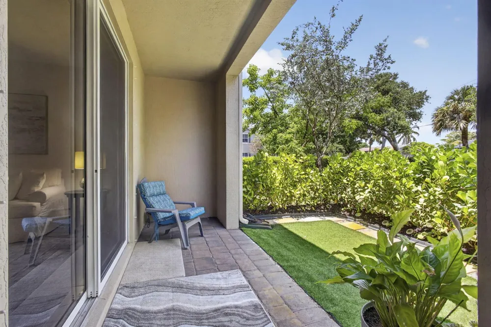 160 Bandol Street Riviera Beach, FL 33404