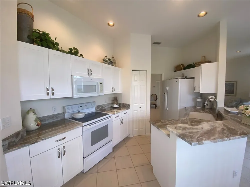 Las Maderas Drive Bonita Springs, FL 34135
