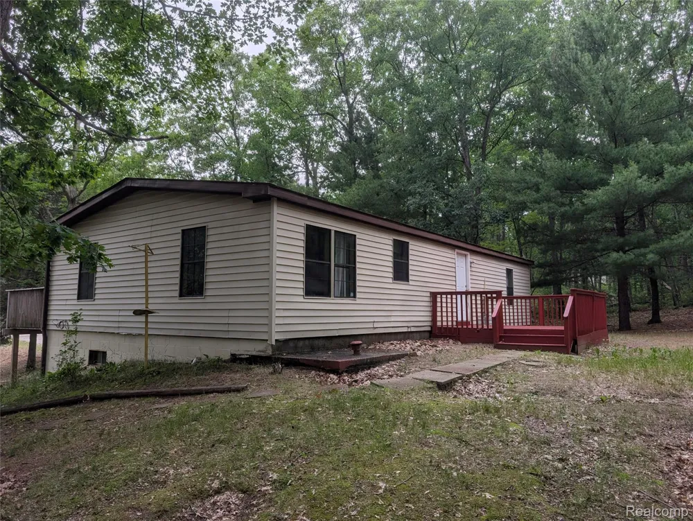 3817 S Townline Road Denton Township, MI 48651