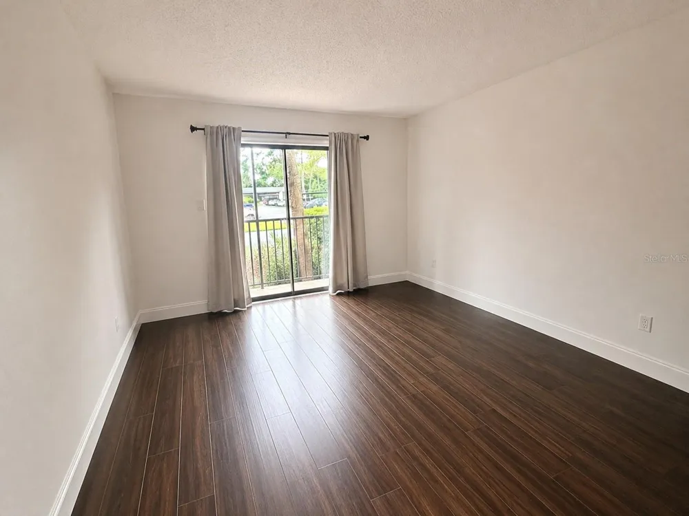 13602 S VILLAGE DRIVE #1106 Tampa, FL 33618