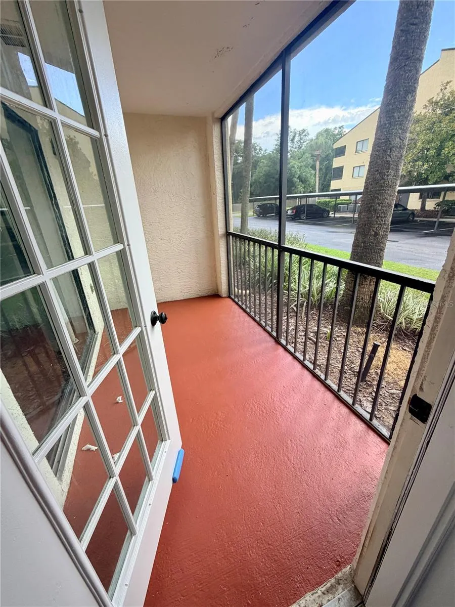 13602 S VILLAGE DRIVE #1106 Tampa, FL 33618