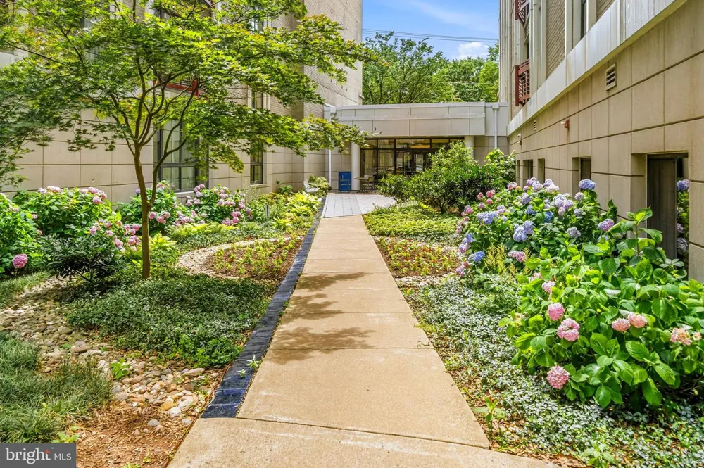 7915 EASTERN AVENUE #1209 Silver Spring, MD 20910