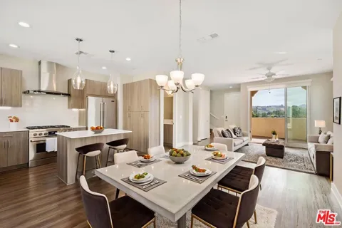 4448 Paxton Place