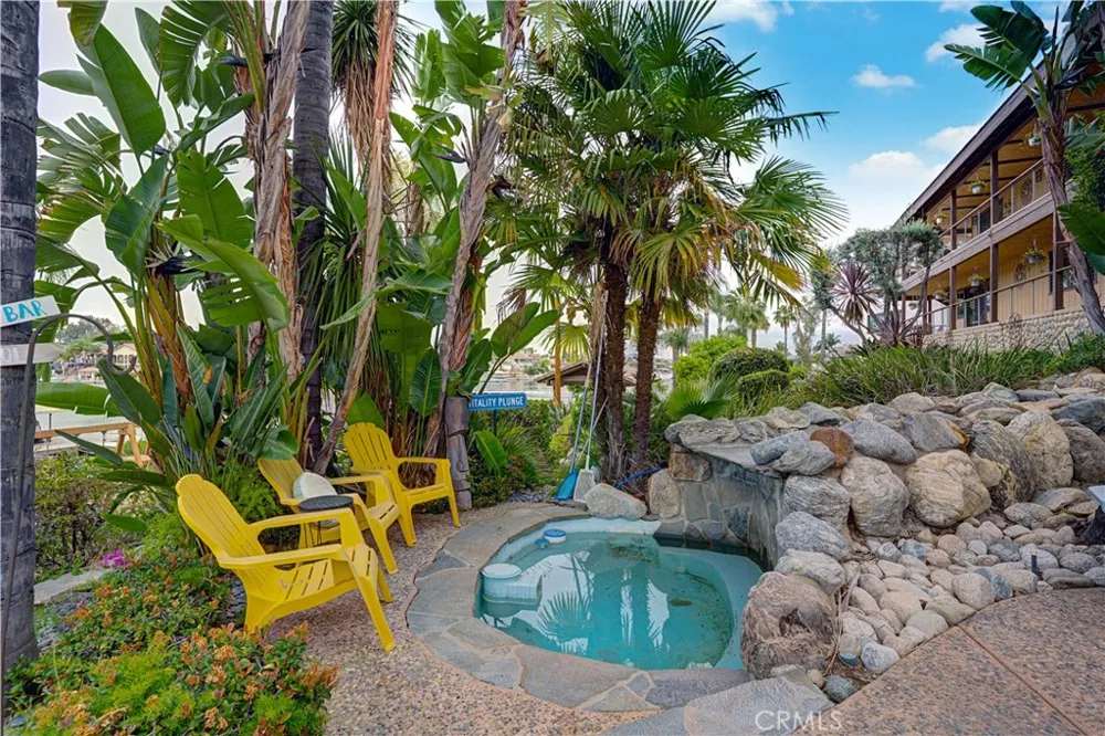 30405 Golden Gate Canyon Lake, CA 92587