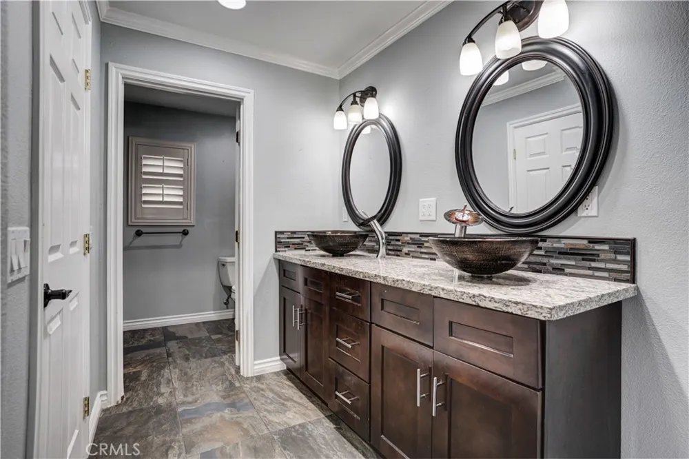 30405 Golden Gate Canyon Lake, CA 92587
