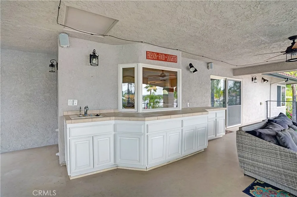 30405 Golden Gate Canyon Lake, CA 92587