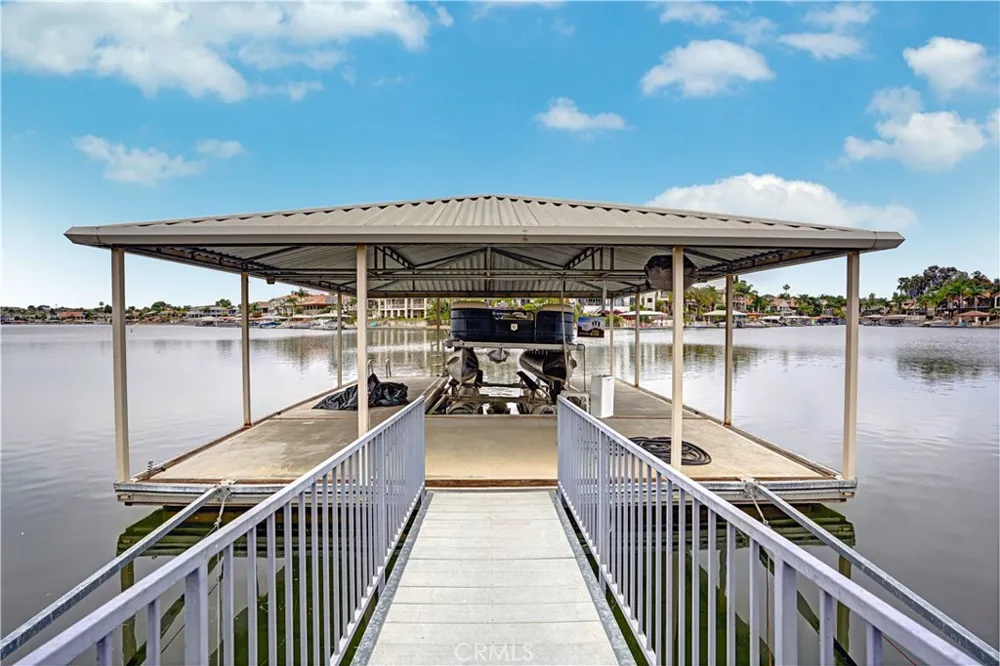 30405 Golden Gate Canyon Lake, CA 92587