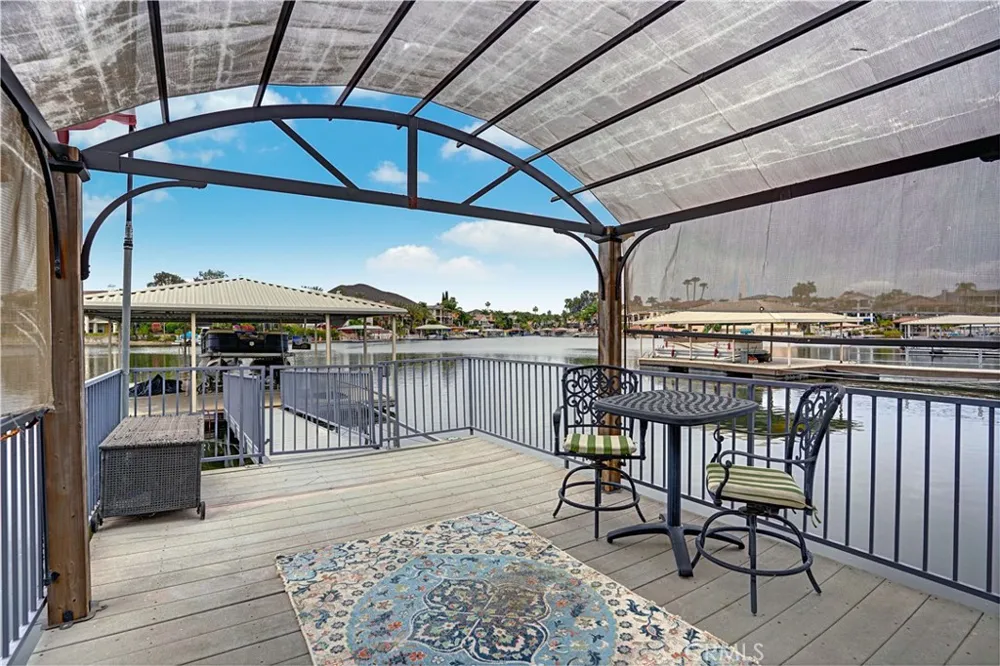 30405 Golden Gate Canyon Lake, CA 92587