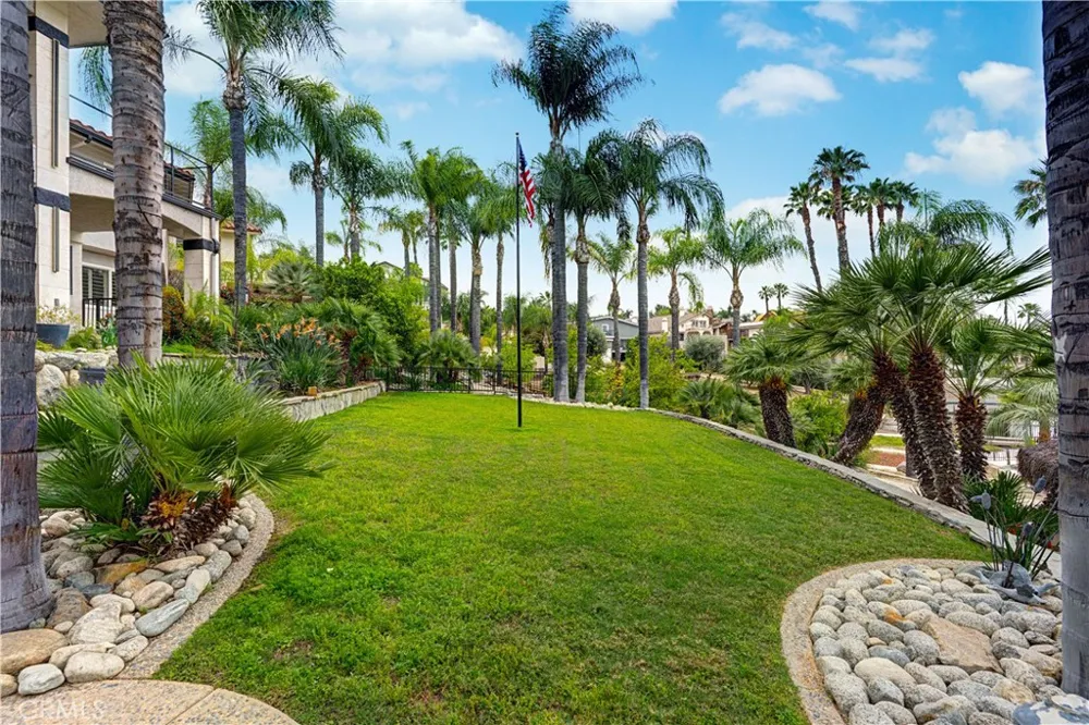 30405 Golden Gate Canyon Lake, CA 92587